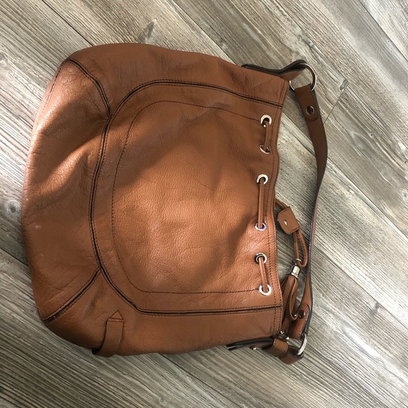 Authentic Danier Shoulder Bag - Picture 4 of 5